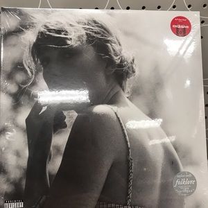 Taylor Swift folklore exclusive vinyl